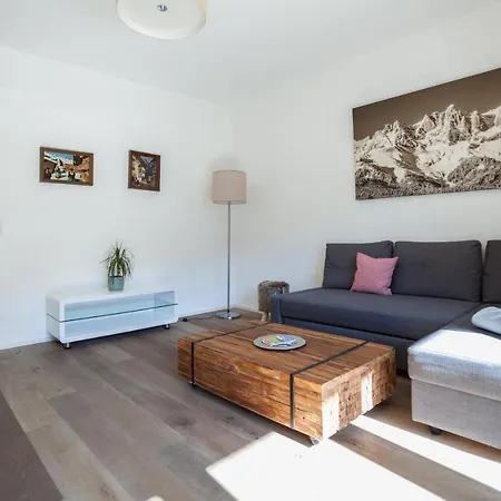 Apartment Kitz *