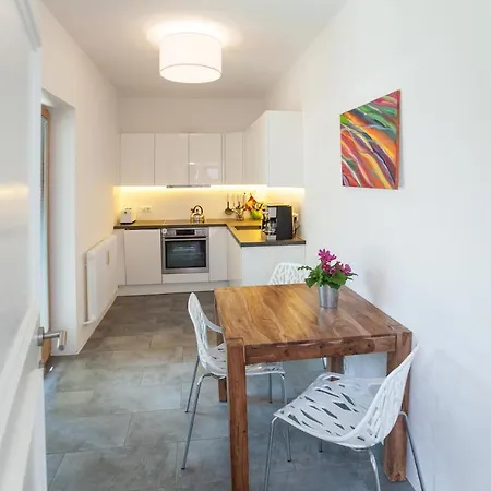 Apartment Kitz *